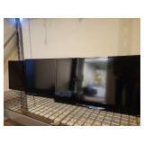 (3) 32in LCD TV Variety with Wall Mount Bracket
