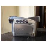 (5) Vizio TV, Daewoo CRT TV, and Electronic Pack - 18in to 32in