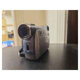 (5) Vizio TV, Daewoo CRT TV, and Electronic Pack - 18in to 32in