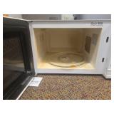 Pelonis 900W Countertop Microwave Oven