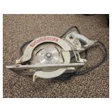 Porter-Cable Model 568 7Â½\" SAW Power Tool