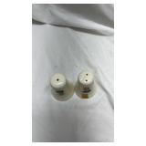 Vintage 36th President Lyndon B. Johnson and Lady Bird Commemorative Ceramic Salt and Pepper Shakers