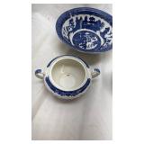Vintage Johnson Brothers Blue Willow Tea Set