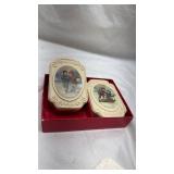 Vintage Avon Winter Frolic Decorative Soap Set