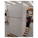 Kenmore Top Freezer Refrigerator,  White, 71182100