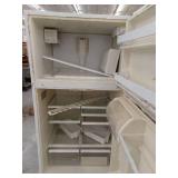 Kenmore Top Freezer Refrigerator,  White, 71182100
