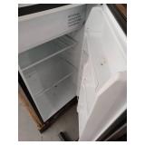 Whirlpool 4.3 cu ft Mini Refrigerator Stainless Steel WH43S1E
