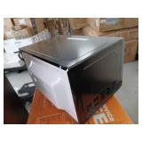 BLACK+DECKER 0.7 cu ft 700W Microwave Oven, Model EM720CPN