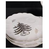 Vintage Christmas Tree Decorative Plates Set