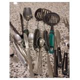 Mixed Kitchen Utensil Collection