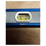 Professional Magnetic Level Tool