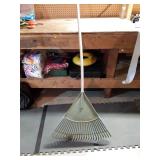 Plastic Lawn Leaf Rake