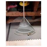 Plastic Lawn Leaf Rake