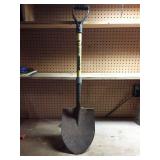 Supershove High Carbon Steel D-Handle Shovel
