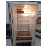 General Electric Side By Side Fridge, Model TFX24EG