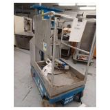 Genie Runnabout Lift, Model Gr-15
