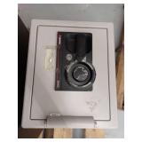 Sentry Safe, S0409