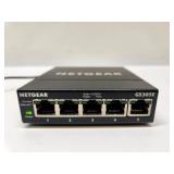 Netgear 5 port Gigabit Switch