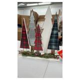 Rustic Plaid Christmas Tree Forest Decoration - Retail: $45