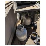 Thermos Gas Grill with Propane Tanks