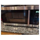 Hamilton Beach Digital Microwave Oven