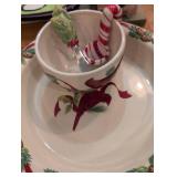 Vintage Christmas Cardinal Pine Cone Serving Srt