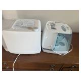 Humidifiers x 2- B1
