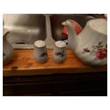 8 Place Setting China Set (Lynns)- KS