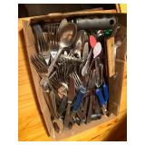 Flat of Silverware & Knife- KSS
