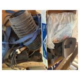 2 x Flats Bug Light/ Tie Straps/6x8 Tarp (new)/ Knee Pads- CP1T