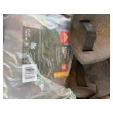 2 x Flats Bug Light/ Tie Straps/6x8 Tarp (new)/ Knee Pads- CP1T