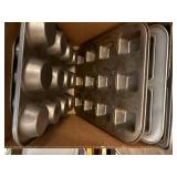 Box of Baking Pans & Sheets- K