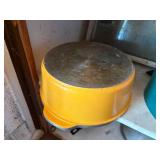 Various Pots & Pans- K