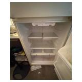 Magic Chef Refrigerator- K