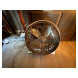 Round Fan- K
