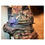 YOUTH CAMO HUNTING COATS X 3- HW