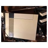 NINTENDO NES-001 CIRCA 1985 GAME SYSTEM- FR