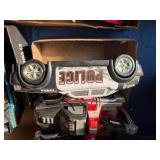 POLICE CAR & WRECKERS X 2 TOY- NBR