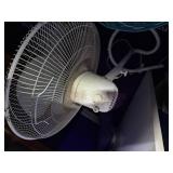 OSCILLATING FLOOR FAN- K ST BR