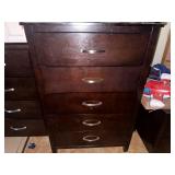 5 DRAWER CHEST OF DRAWERS- TR