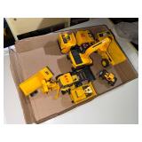 CAT DUMP TRUCK & TRUCKS- TR