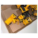 CAT DUMP TRUCK & TRUCKS- TR