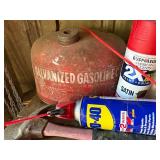 GAS CAN/ ROUND UP/ HAMMER & MISCELLANEOUS- WB