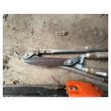 REMINGTON 12amp 16" ELECTRIC CHAIN SAW/ 3 HAND TRIMMERS- WB