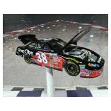 (UNUSED) Kasey Kahne #38 Great Clips NASCAR 1:24 Scale Diecast Model Car 2004 Dodge Intrepid