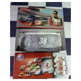 (UNUSED) Kasey Kahne #38 Great Clips NASCAR 1:24 Scale Diecast Model Car 2004 Dodge Intrepid