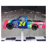 Jeff Gordon #24 DuPont Automotive Chevrolet Silverado Suoer Truck NASCAR 1:24 Diecast