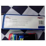 Jeff Gordon #24 DuPont Automotive Chevrolet Silverado Suoer Truck NASCAR 1:24 Diecast