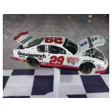 (UNUSED) Kevin Harvick #29 GM Goodwrench Service Plus NASCAR 1:24 Diecast Rookie of the Year""