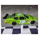 (UNUSED) Elliott Sandler #19 Best Buy Insignia NASCAR Diecast Race Car / RARE PROMO CAR